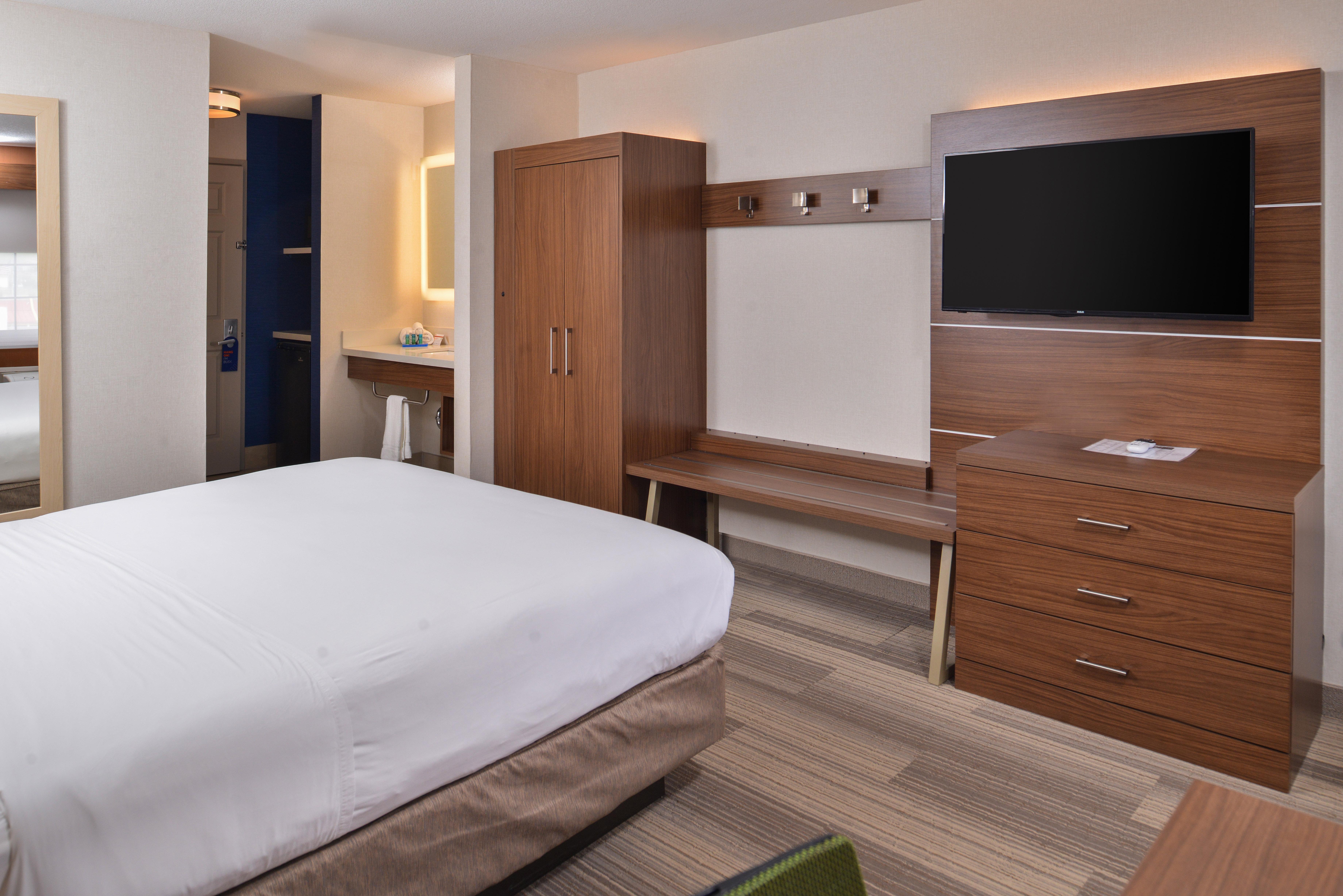 Holiday Inn Express Westley By Ihg Exterior foto