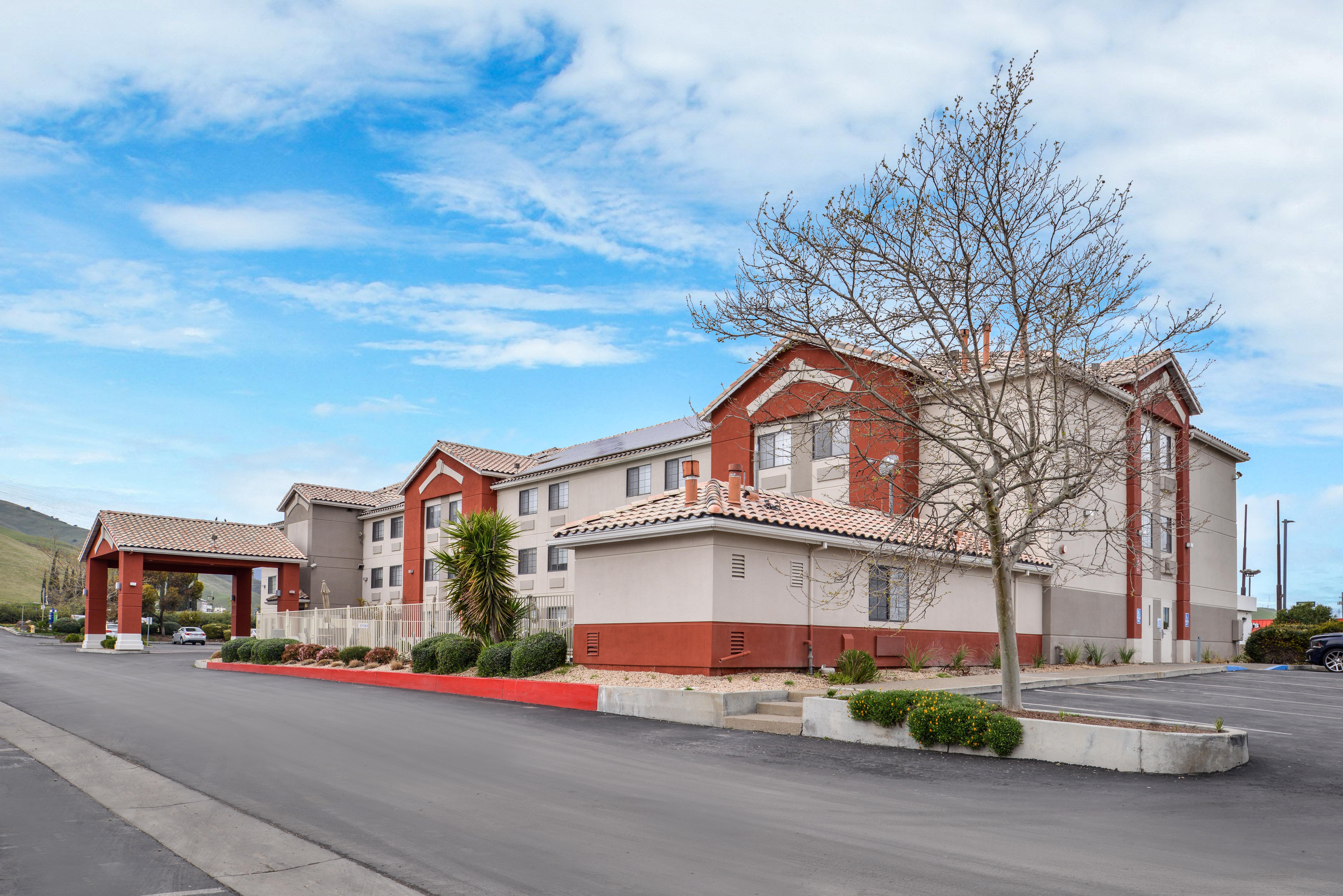 Holiday Inn Express Westley By Ihg Exterior foto